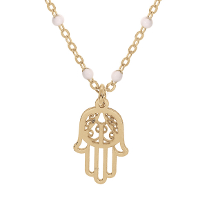COLLIER ARGENT ET DORURE JAUNE BOULES RÉSINE BLANCHES AVEC MAIN DE FATMA 40+5CM