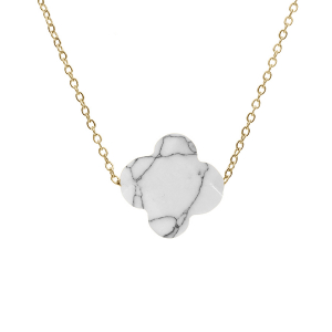 COLLIER ACIER PVD DORÉ TREFLE PIERRE IMITATION FACETÉ BLANC MARBRE  40+5CM