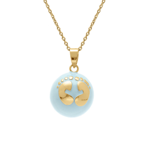 COLLIER ACIER DORE  BOLA DE GROSSESSE ROND 21MM RÉSINE BLEU CIEL ET MOTIF PIED  90+20CM