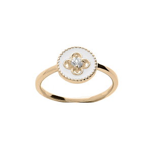 BAGUE PLAQUÉ OR PASTILLE RÉSINE BLANCHE CROIX OXYDES BLANCS SERTIS