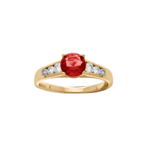 BAGUE PLAQUÉ OR GRAND DIAMETRE OXYDE ROUGE ET OXYDES BLANCS SERTIS