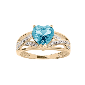 BAGUE PLAQUÉ OR GRAND DIAMETRE OXYDE BLEU CIEL FORME COEUR ET 2 RAILS CROISES OXYDES BLANCS SERTIS