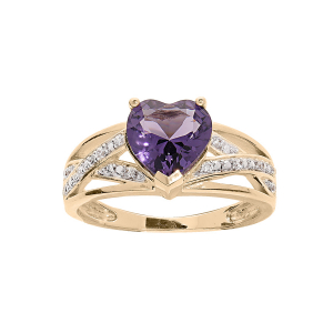 BAGUE PLAQUÉ OR GRAND DIAMETRE OXYDE VIOLET FORME COEUR ET 2 RAILS CROISES OXYDES BLANCS SERTIS