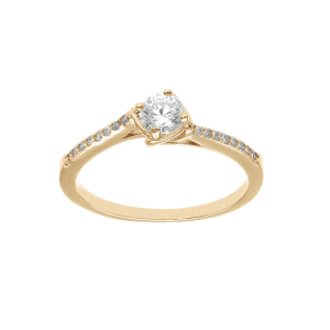 BAGUE PLAQUÉ OR SOLITAIRE OXYDES BLANCS SERTIS ET 1 OXYDE BLANC SERTI GRIFFE